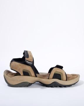 textured strappy casual sandals with velcro fastening