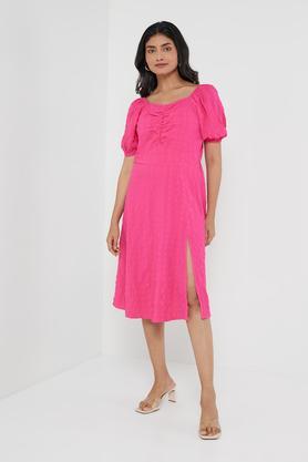 textured sweetheart neck polyester women's calf length dress - pink