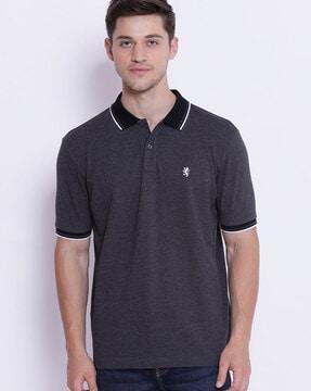 textured t-shirt with short sleeves