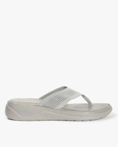 textured thong-strap flat sandals