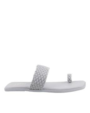 textured toe-ring flip-flops