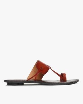 textured toe-ring sandals