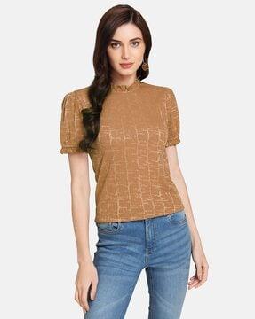 textured top with ruffled hems