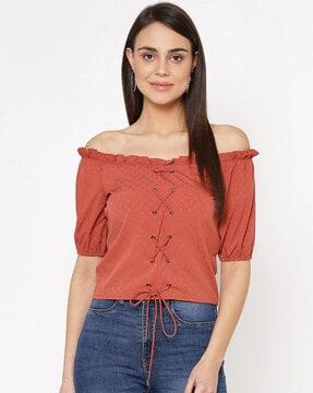 textured top with short sleeves