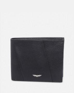 textured travel wallet