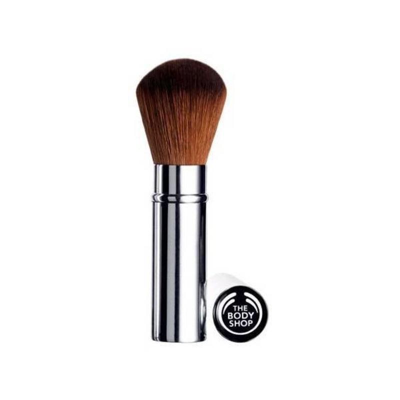 the body shop retractable blusher brush