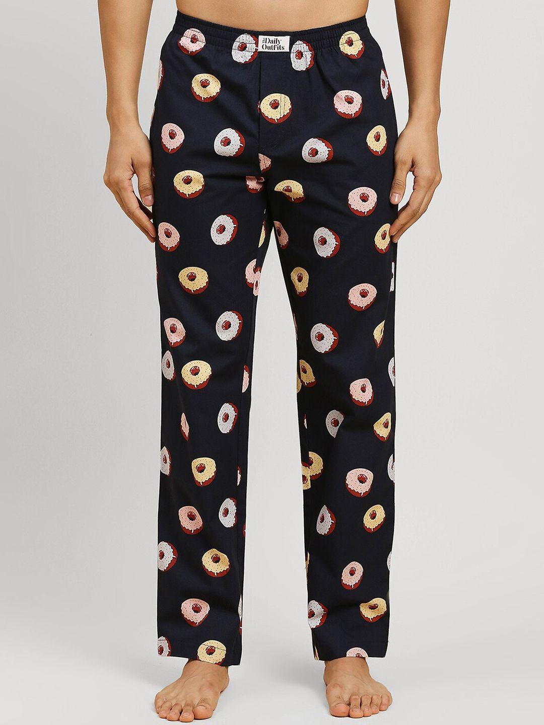 the daily outfits conversational printed mid rise cotton lounge pants