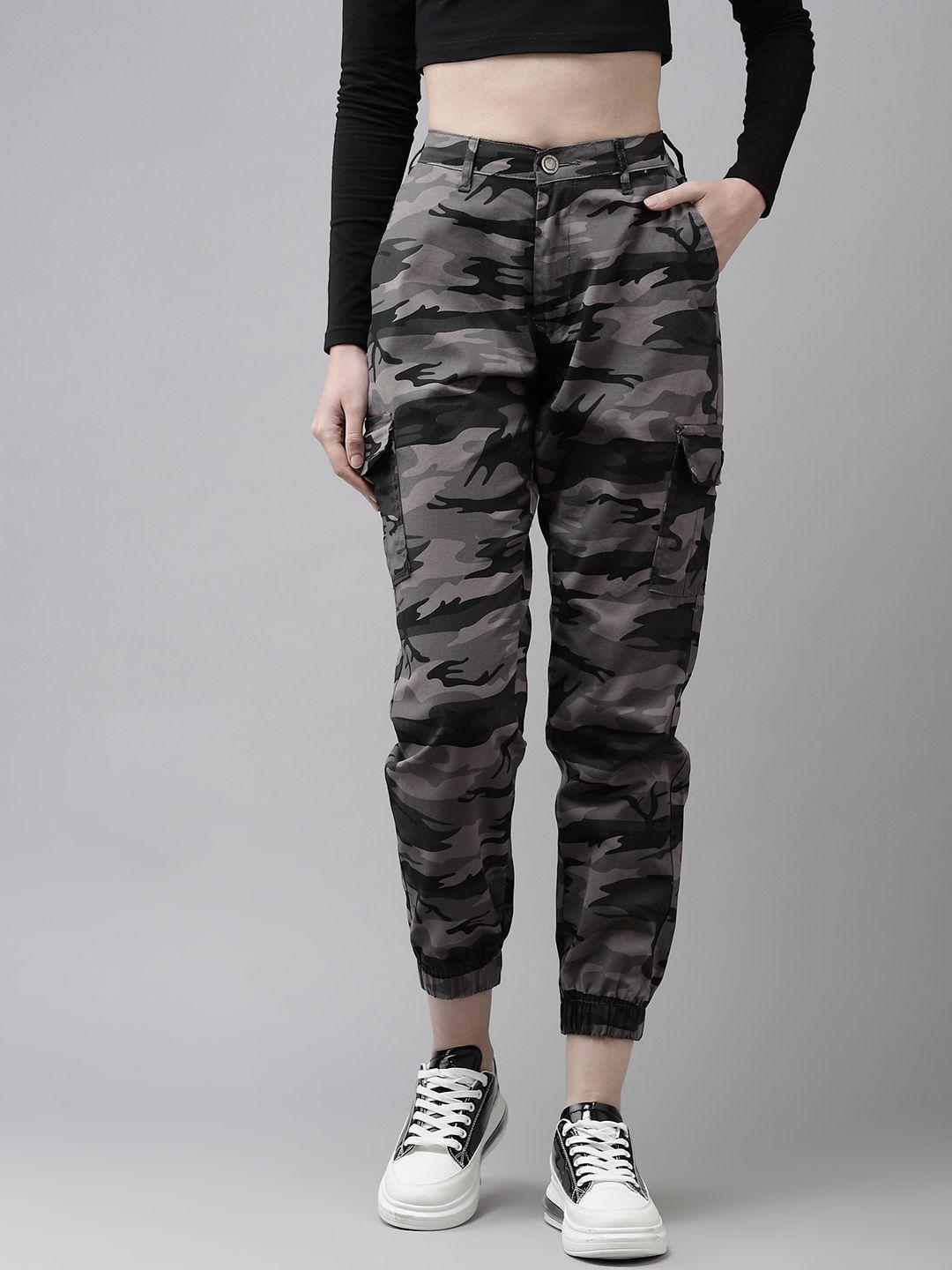 the dry state women grey camouflage printed high-rise easy wash cropped joggers trousers