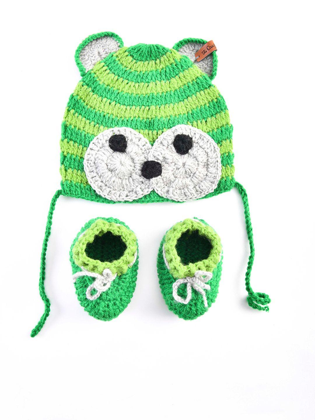 the original knit unisex kids green & white colourblocked beanie with socks