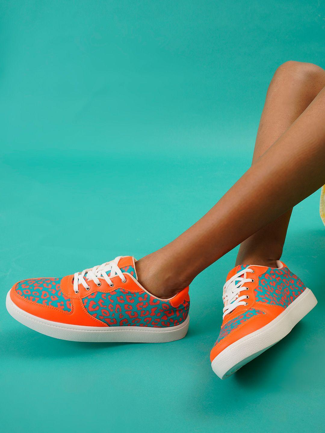 the quirky naari women printed lightweight memory foam sneakers