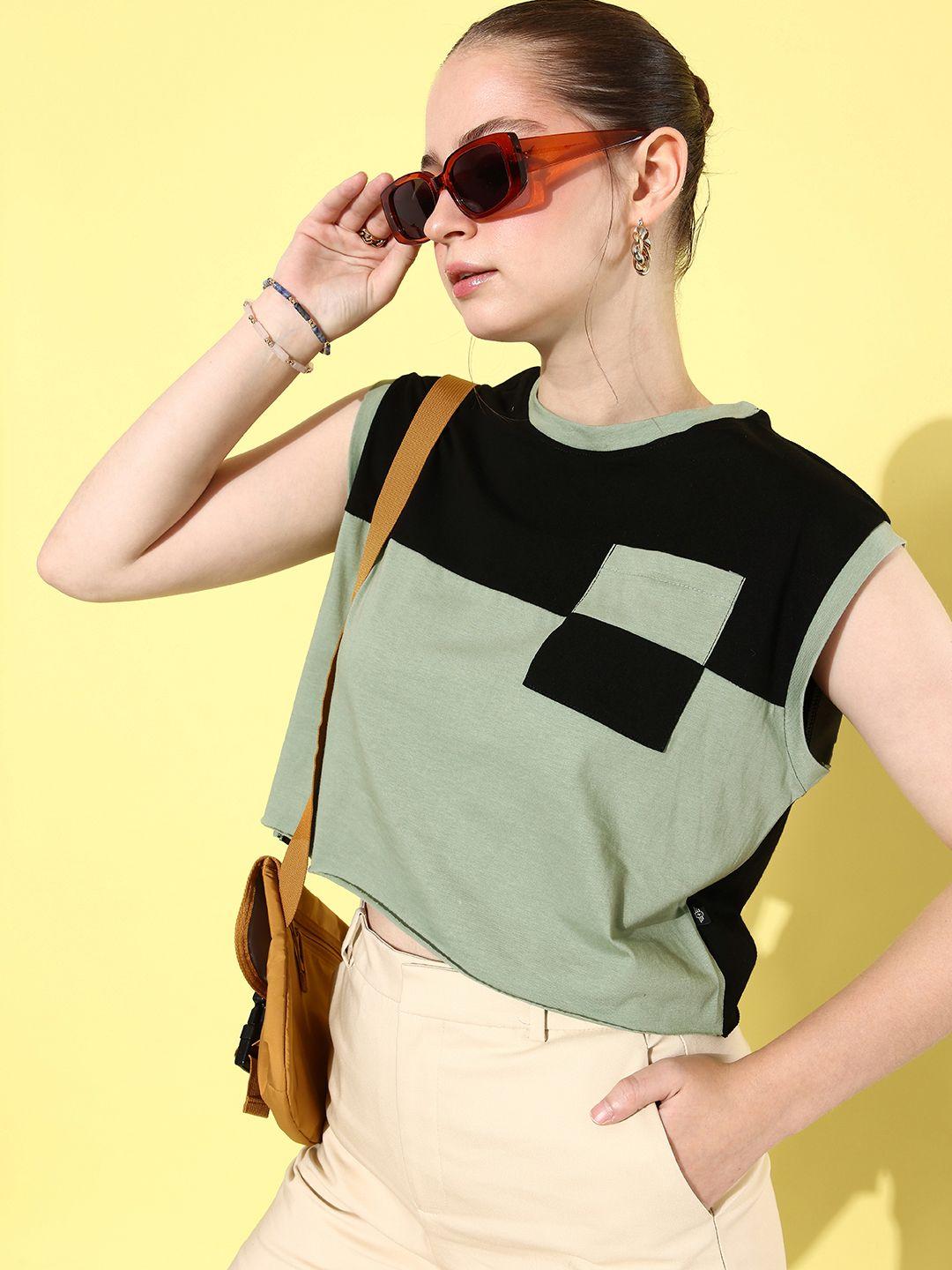 the roadster life co. colourblocked pure cotton with chest pocket crop t-shirt