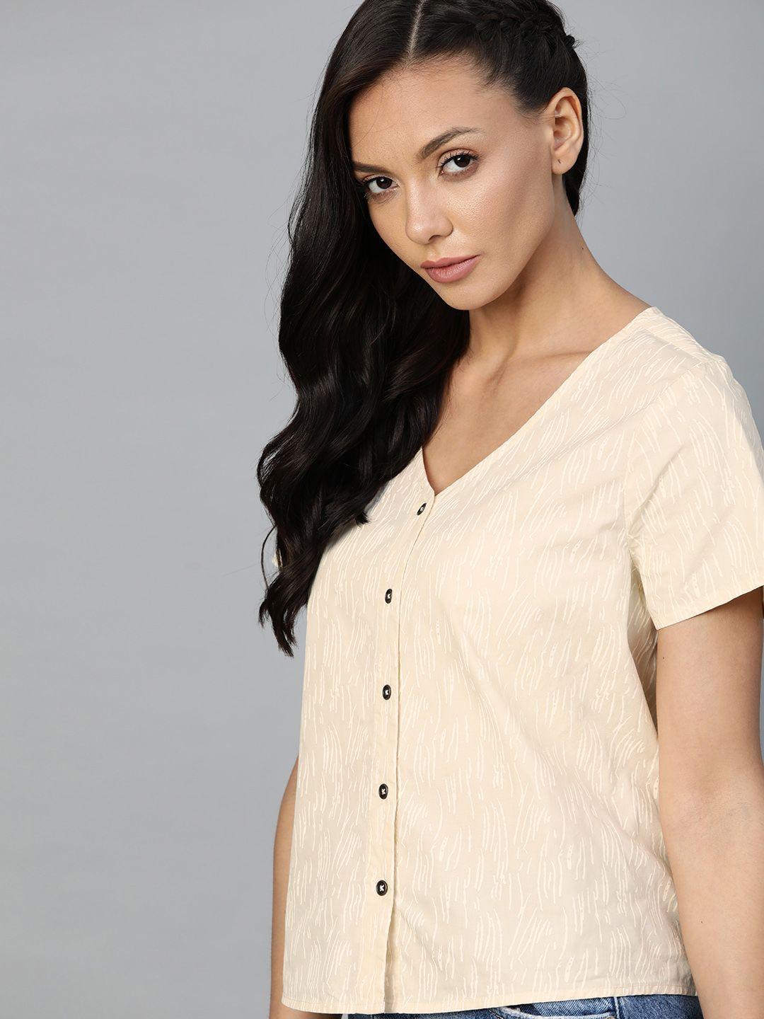 the roadster lifestyle co beige & white pure cotton printed regular top