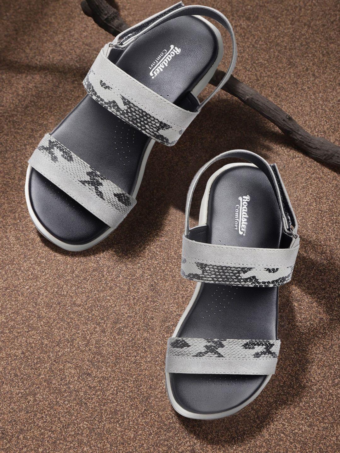 the roadster lifestyle co grey printed flatform sandals