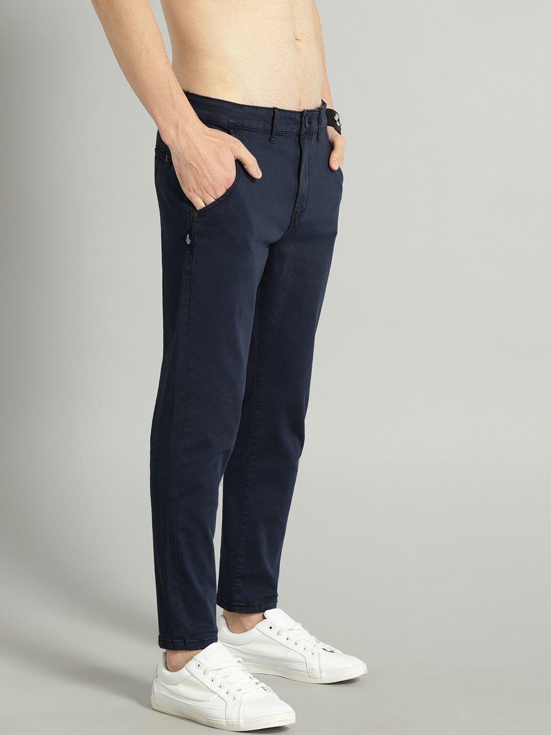 the roadster lifestyle co men navy blue solid stretchable cropped chinos