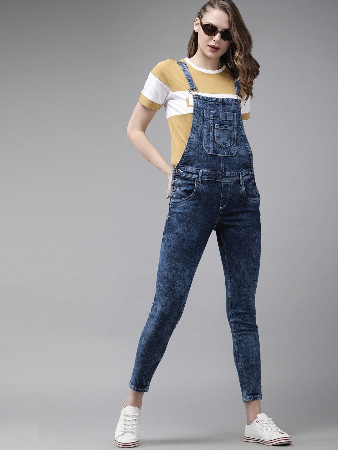 the roadster lifestyle co women blue skinny fit washed cropped denim dungarees