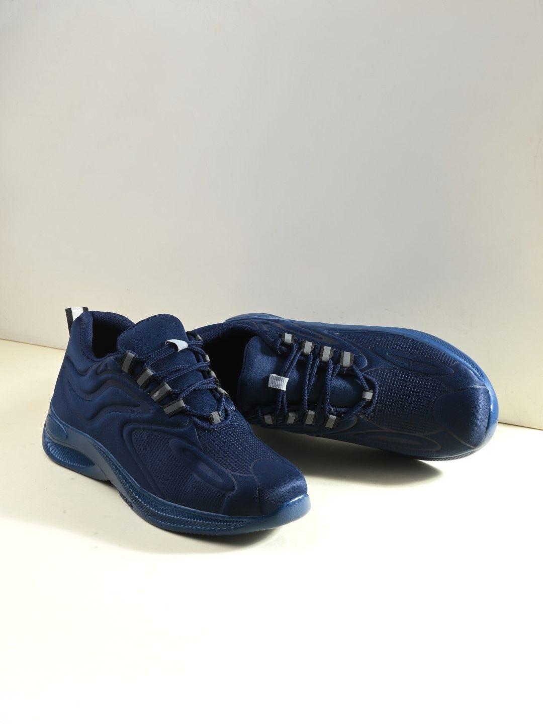 the roadster lifestyle co. men navy blue textured lightweight sneakers
