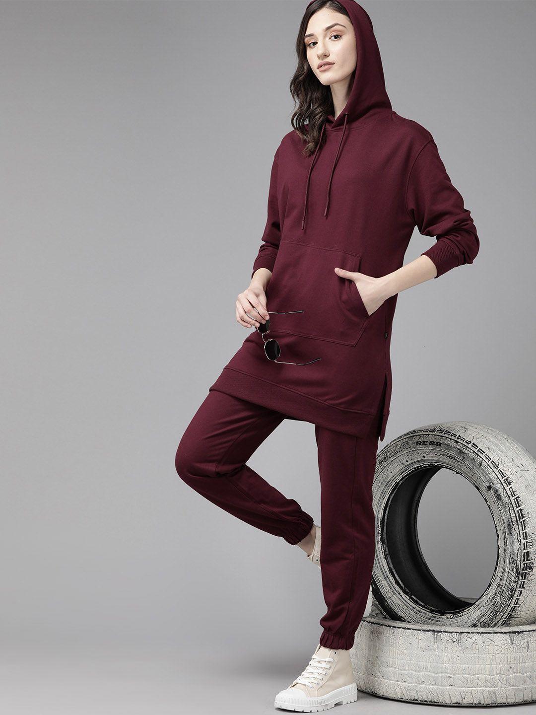 the roadster lifestyle co. women burgundy solid co-ords