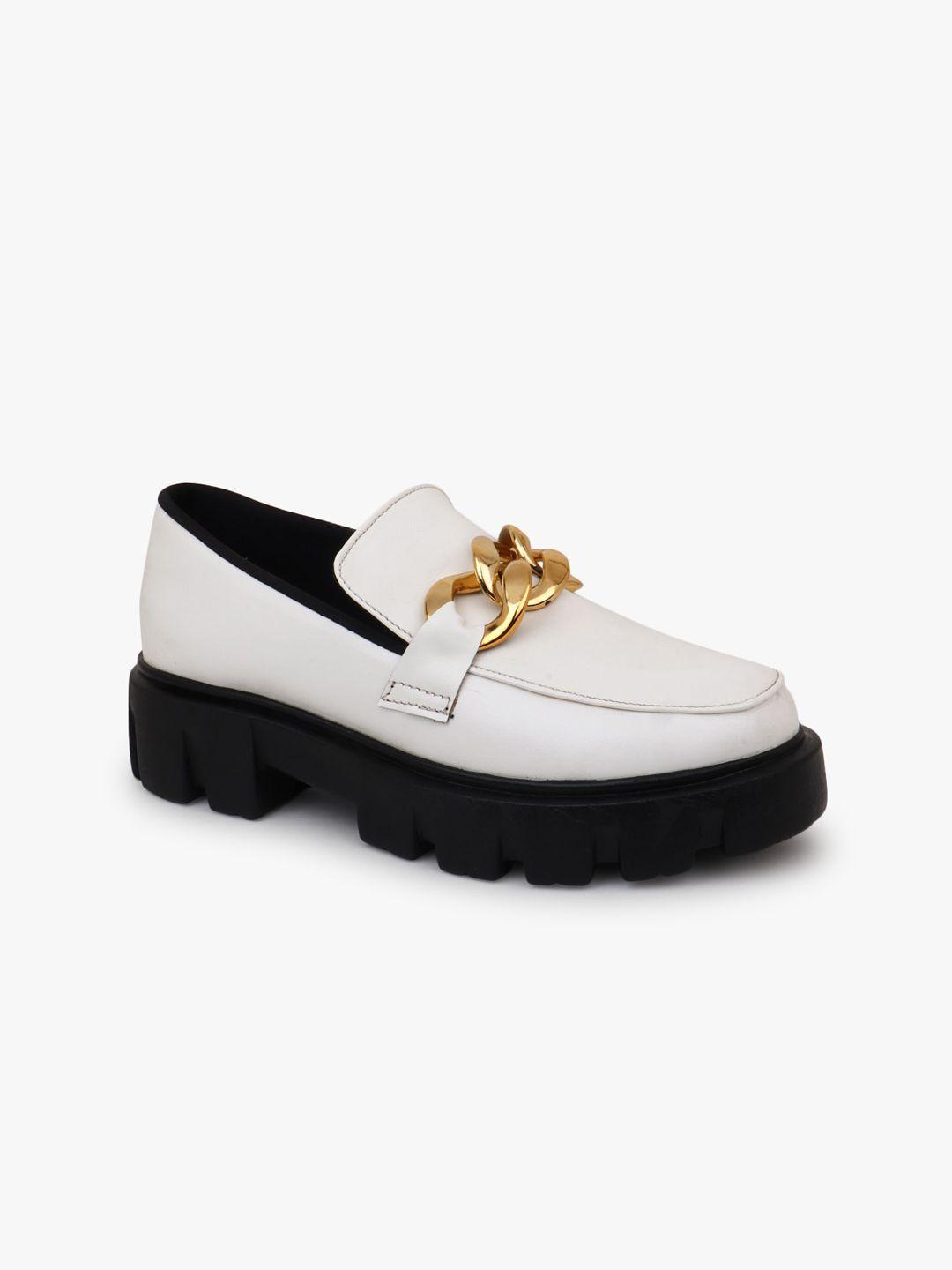 the roadster lifestyle co. women white buckled heeled contrast sole loafers