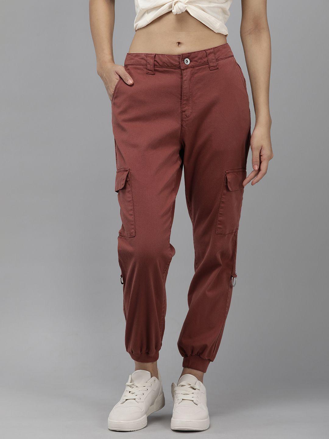 the roaster lifestyle co. women mid rise flat front joggers