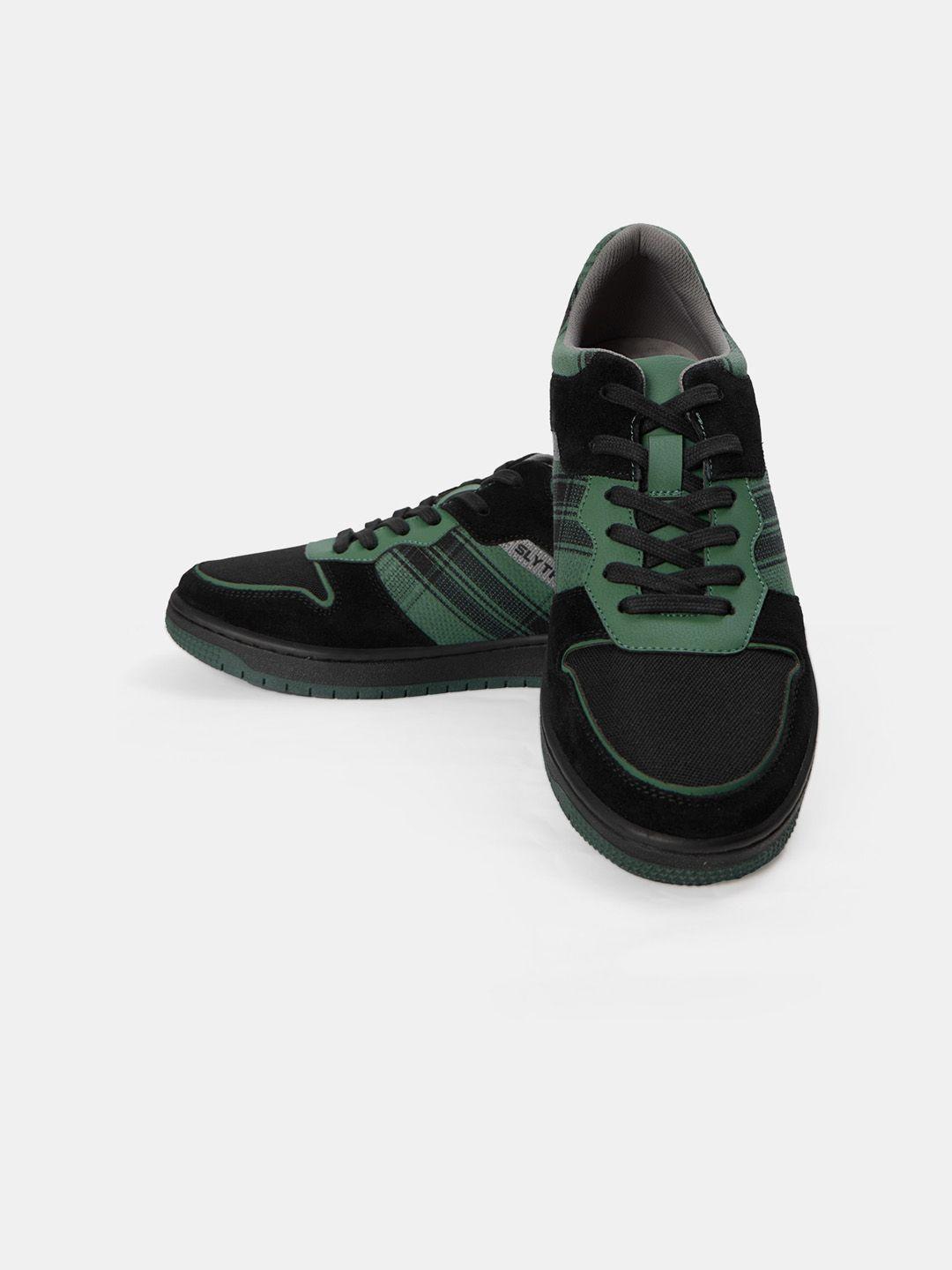 the souled store men green & black harry potter: slytherin lightweight basics sneakers
