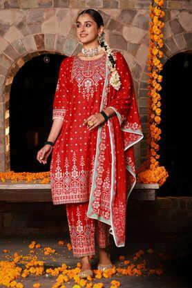 the banjara red geometric printed pure cotton kurta with pants and dupatta set with beads sequins & coins(3-pcs) - red