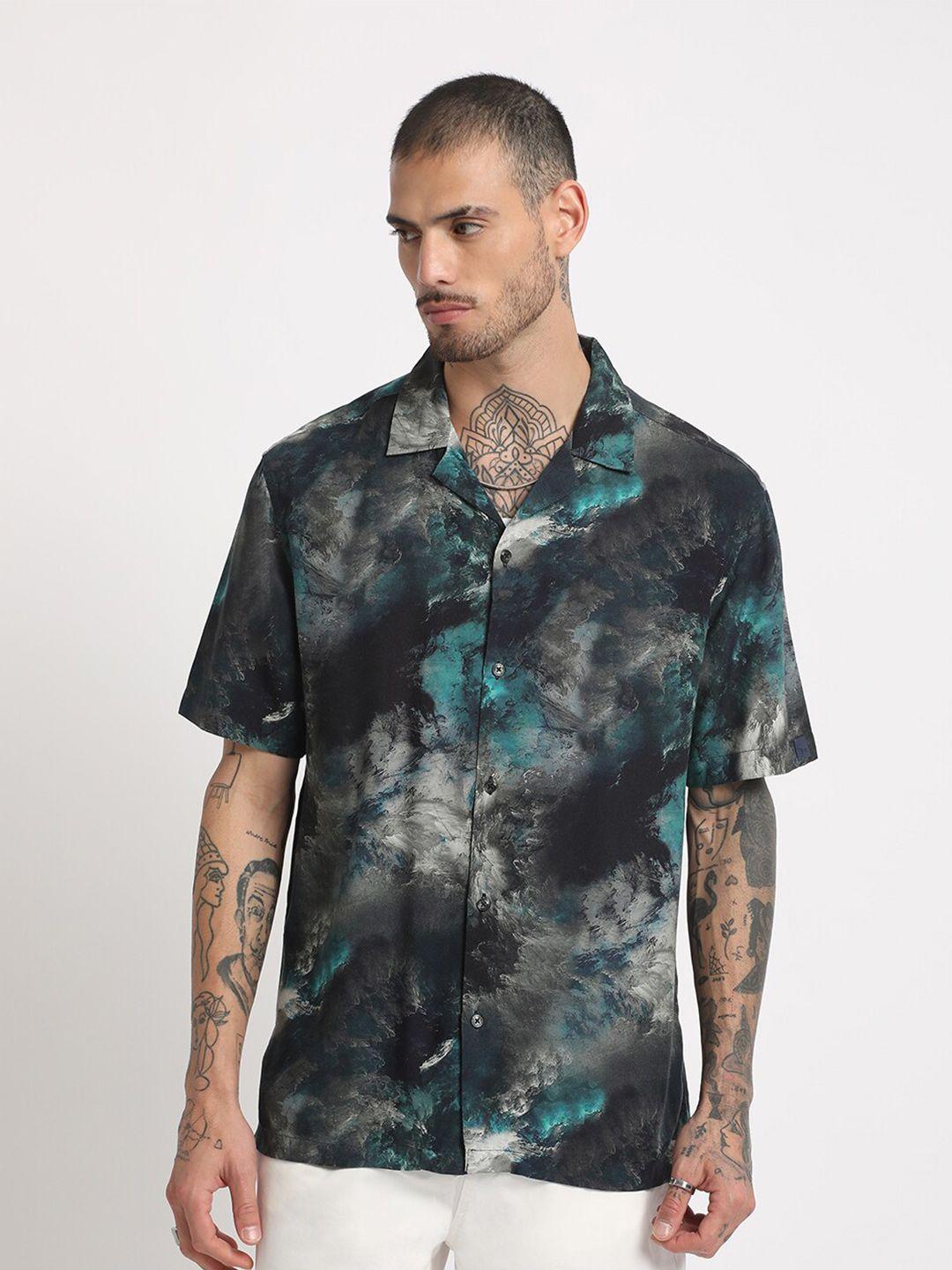 the bear house regular fit abstract printed cuban collar casual shirt