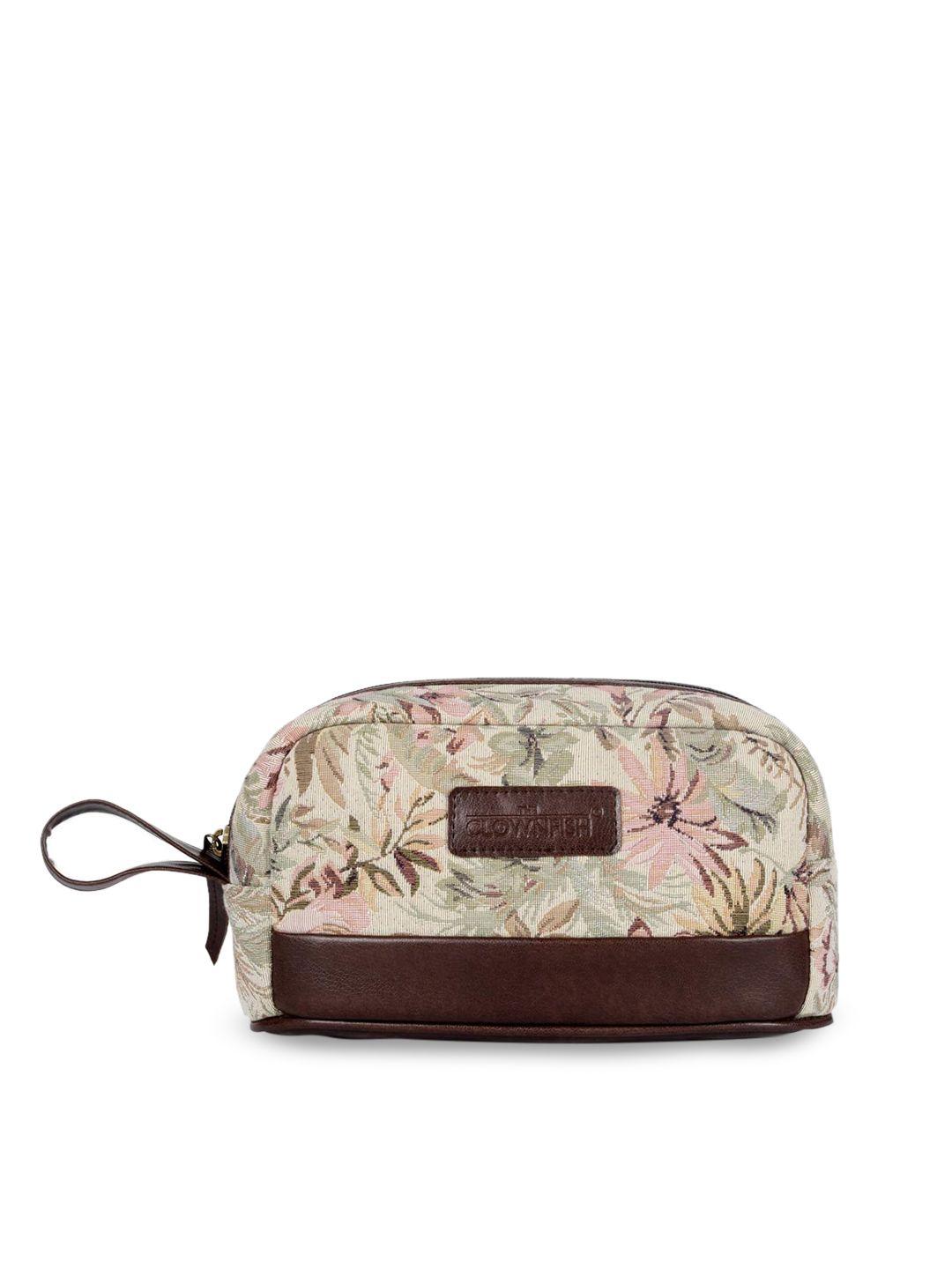 the clownfish beige & green printed travel pouch