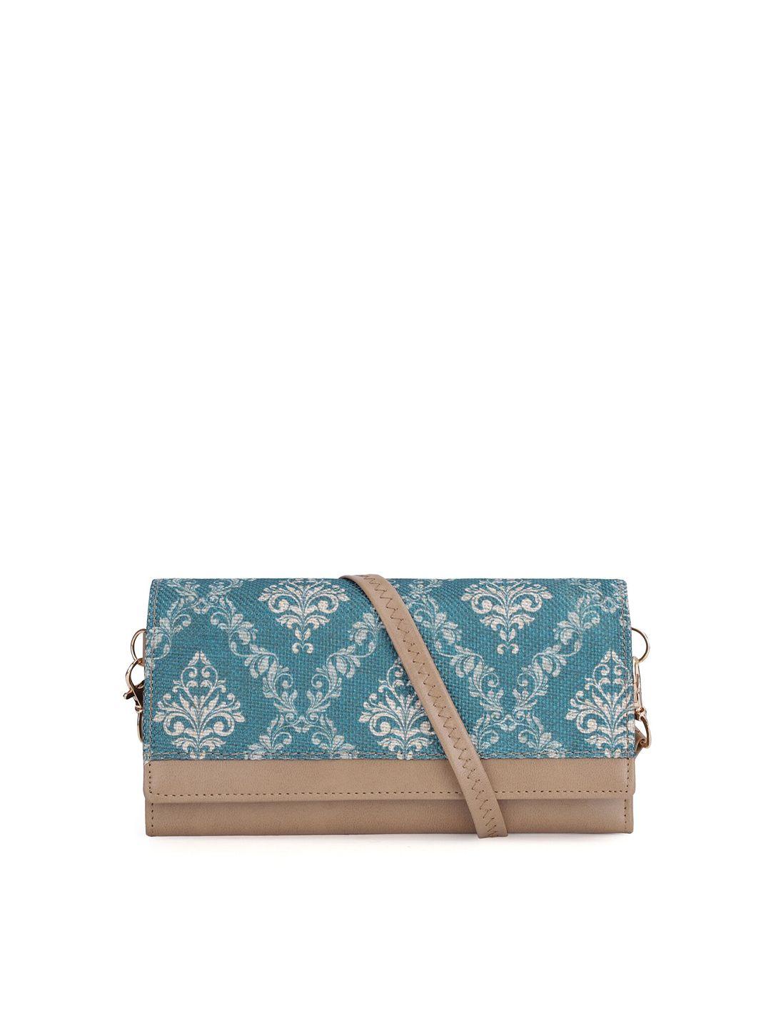 the clownfish women blue & beige floral envelope