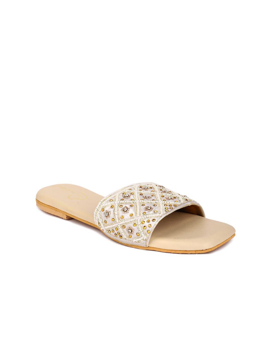 the desi dulhan embellished open toe flats