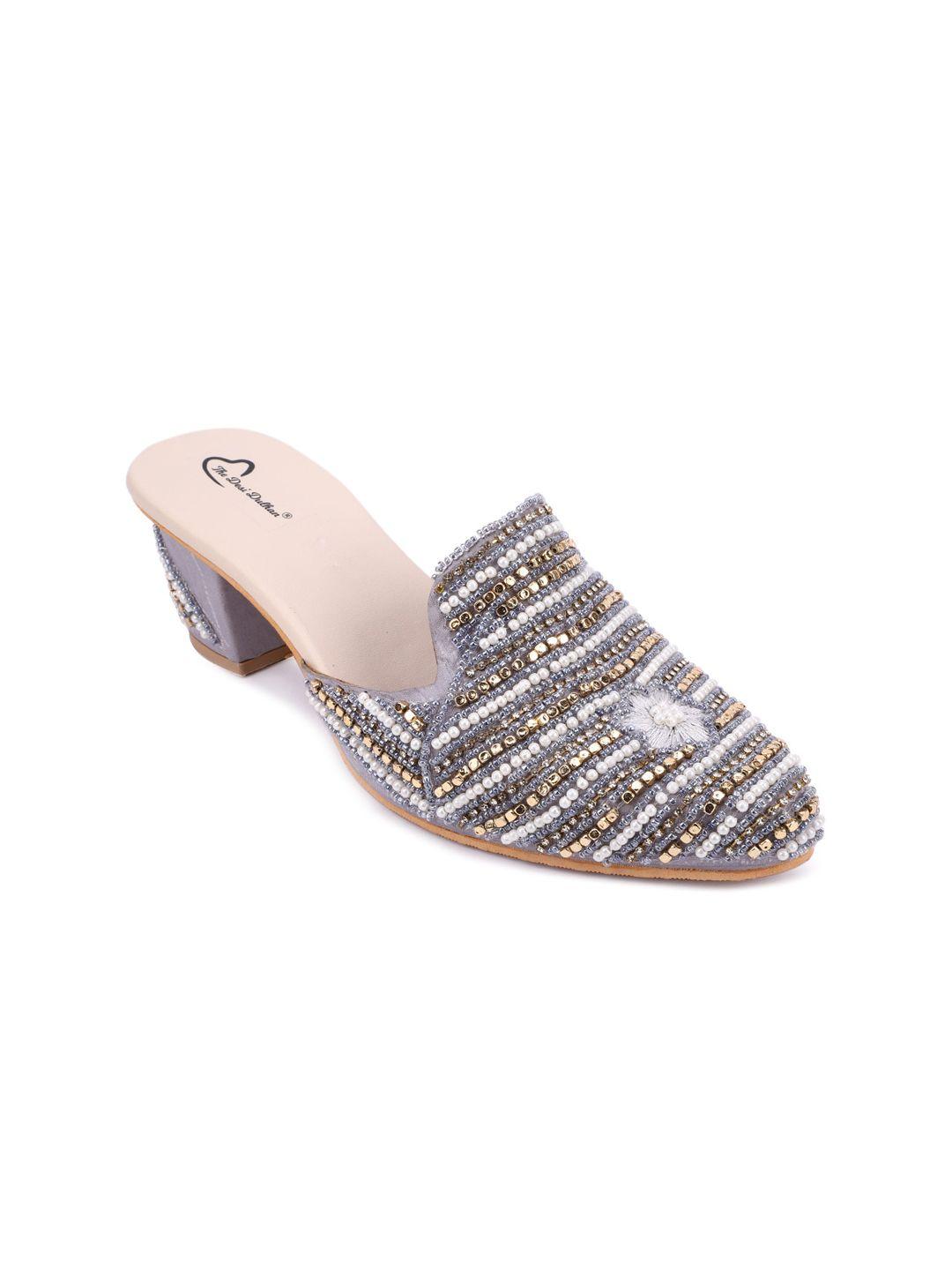 the desi dulhan ethnic embellished pointed toe block mules