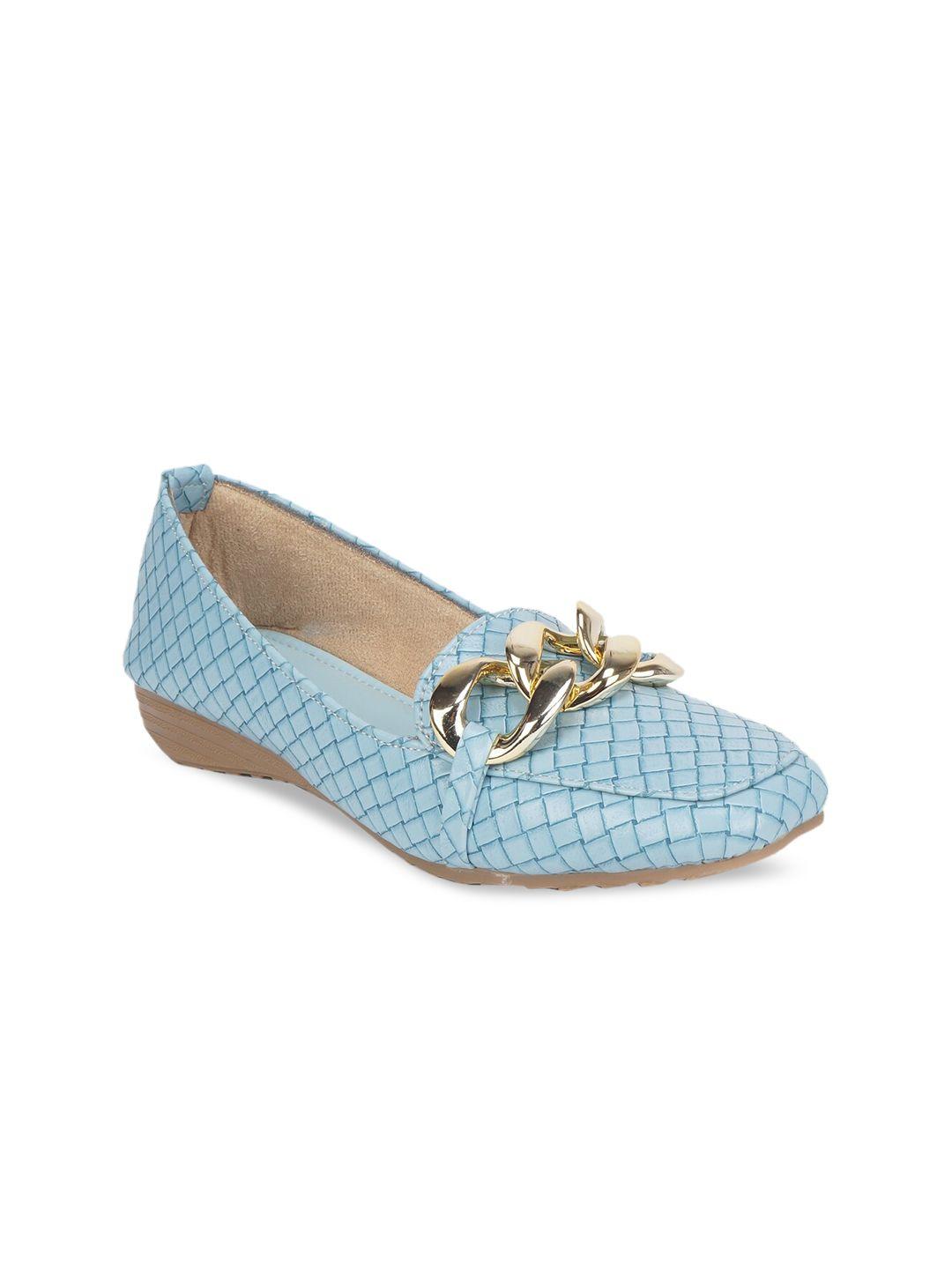 the desi dulhan women blue embellished ballerinas flats