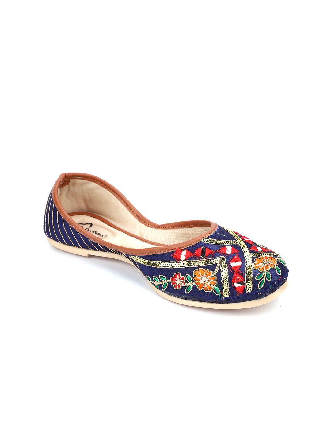 the desi dulhan women blue embellished mojaris flats