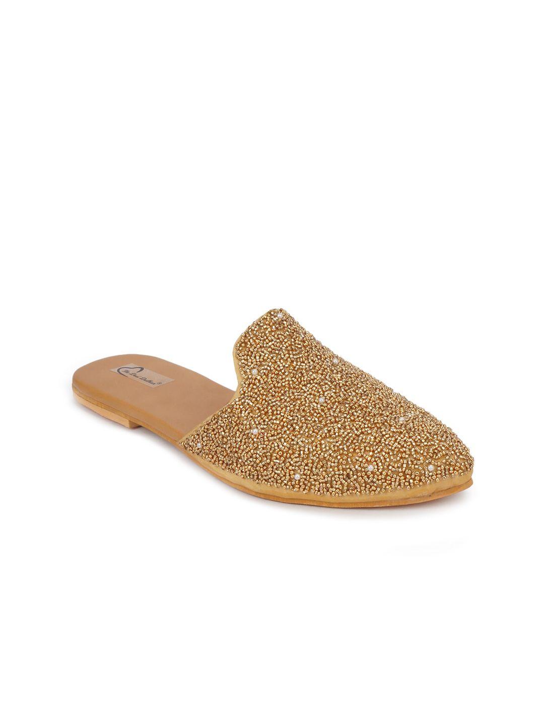 the desi dulhan women gold-toned embellished leather party mules flats