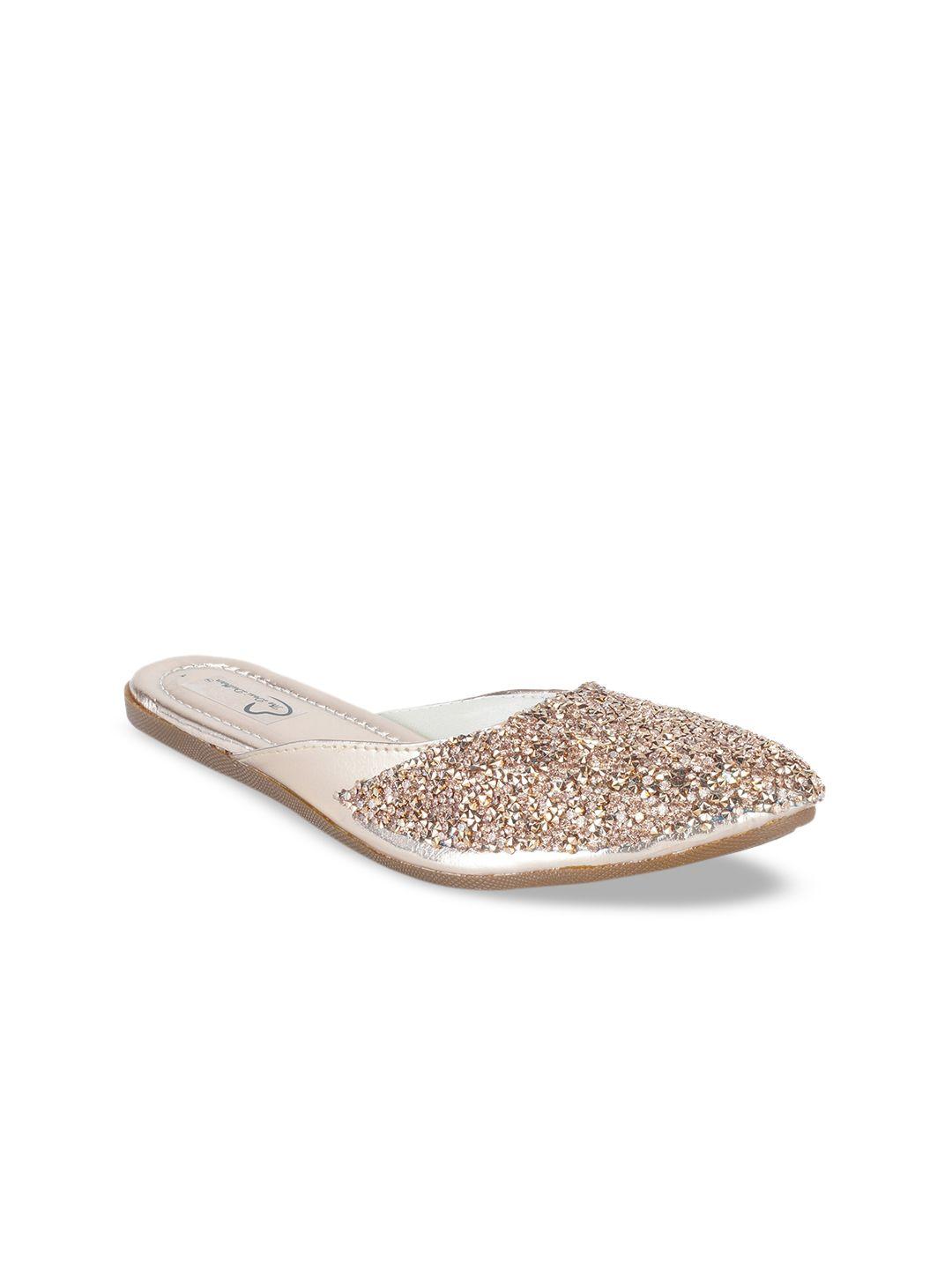 the desi dulhan women gold-toned embellished mules flats