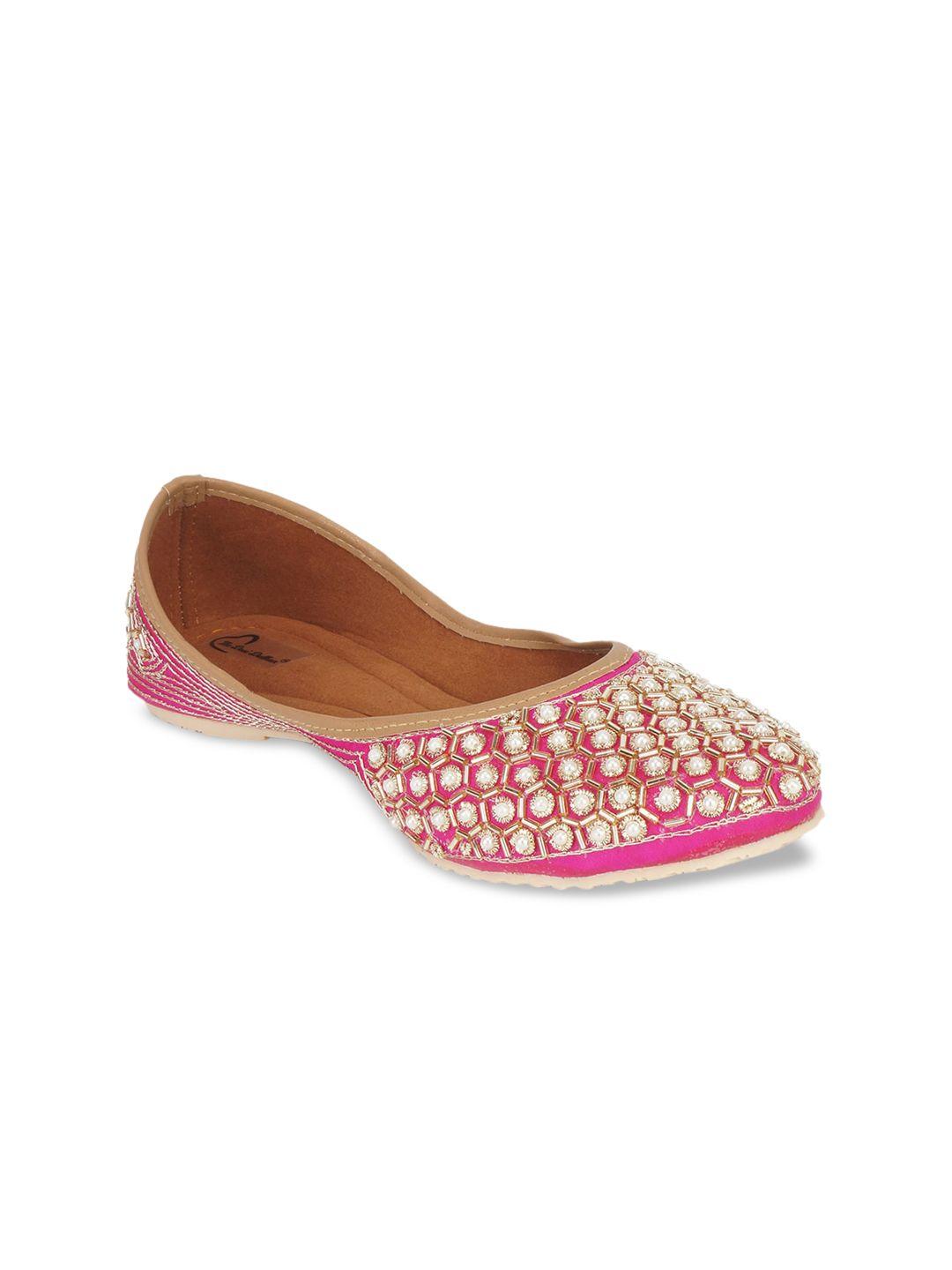 the desi dulhan women magenta embellished leather ethnic mojaris flats