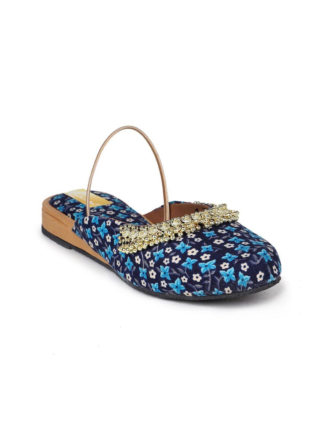 the desi dulhan women printed embellished mules flats