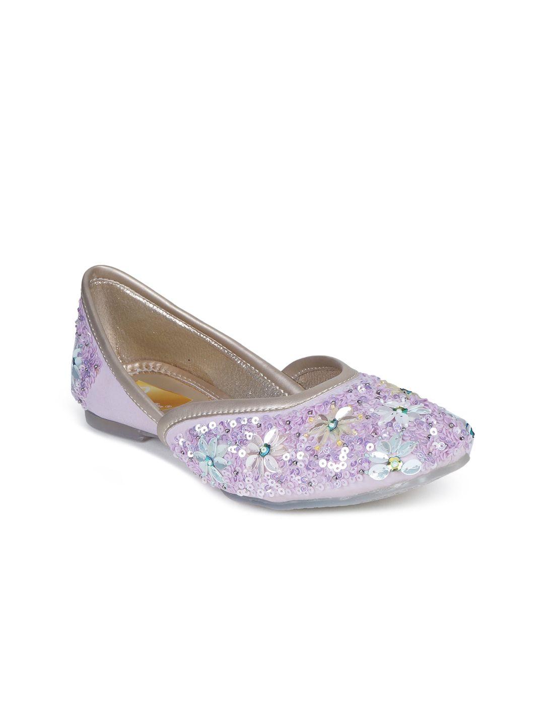 the desi dulhan women purple embellished ethnic flats