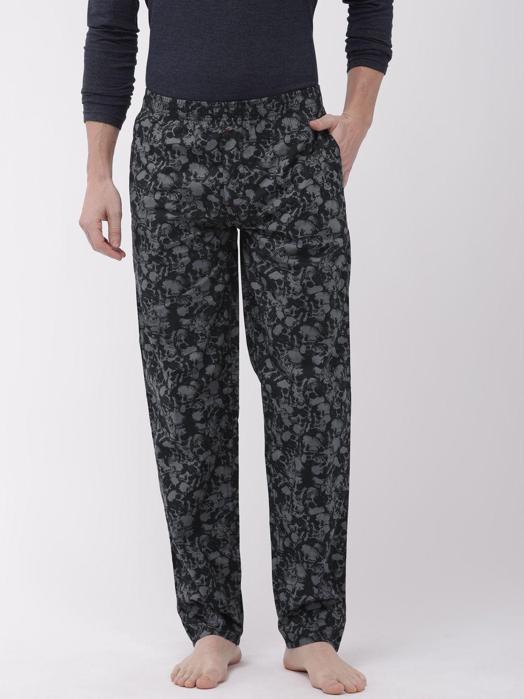 the indian garage co men black & grey printed lounge pants