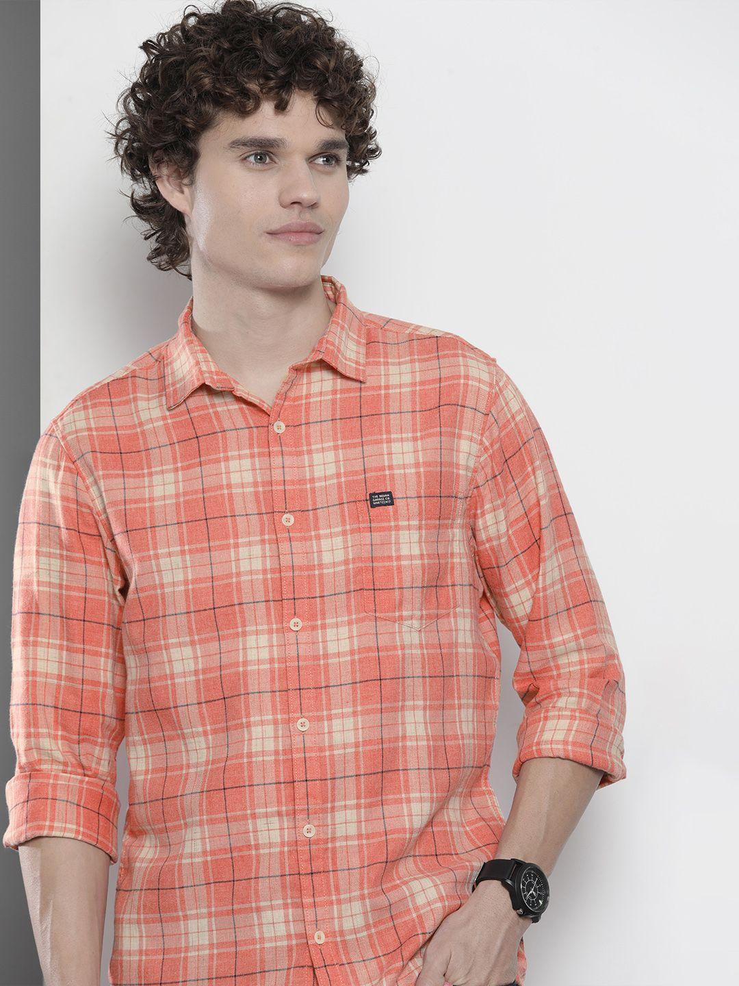 the indian garage co men coral pink & off-white cotton smart fit checked casual shirt