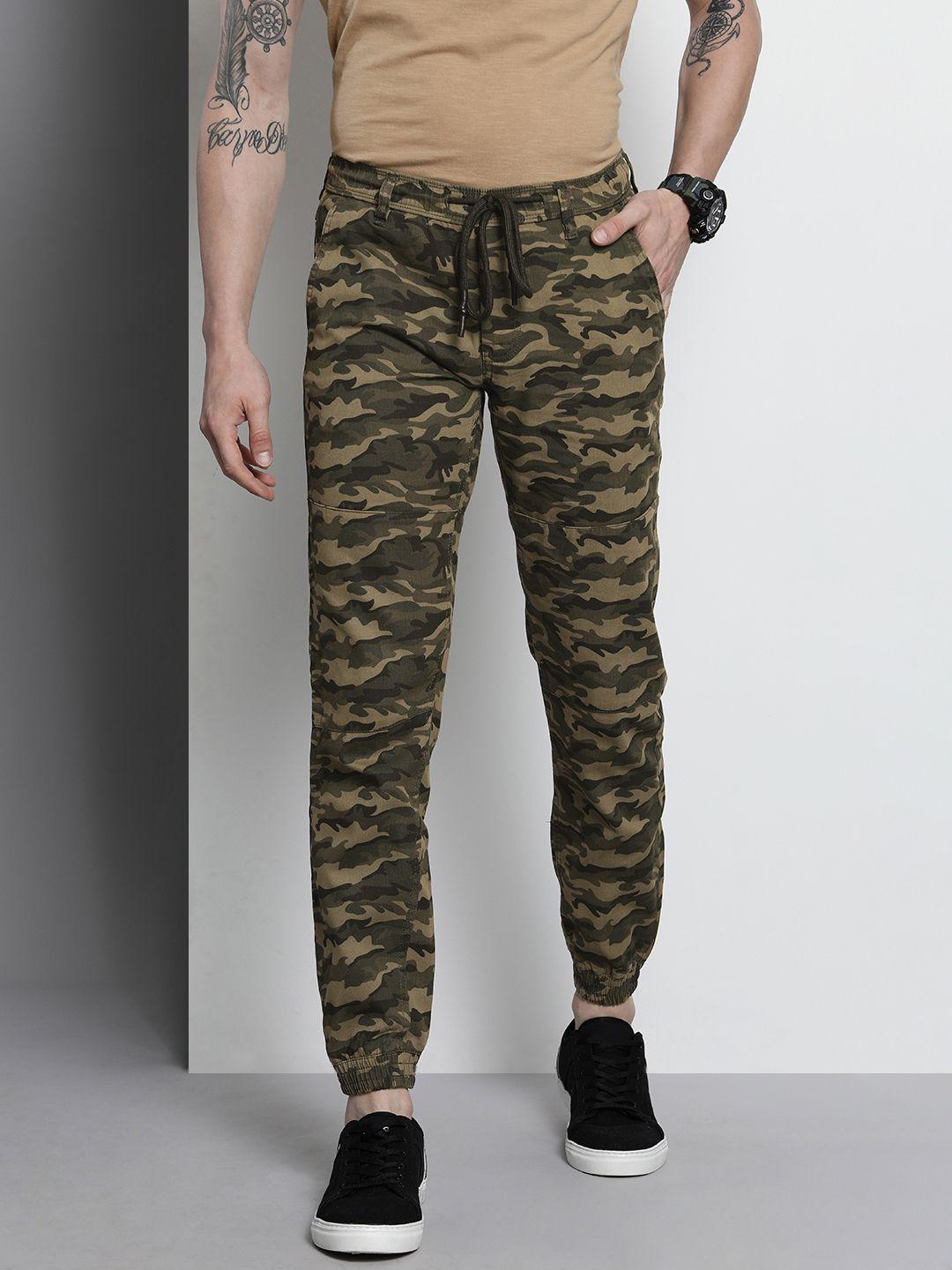 the indian garage co men green camouflage printed joggers trousers