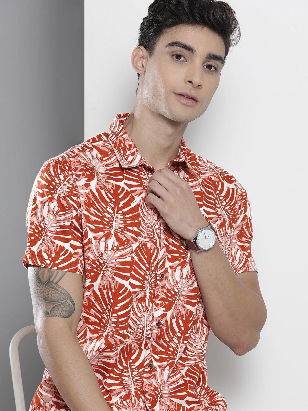 the indian garage co men rust red & white tropical pure cotton casual shirt
