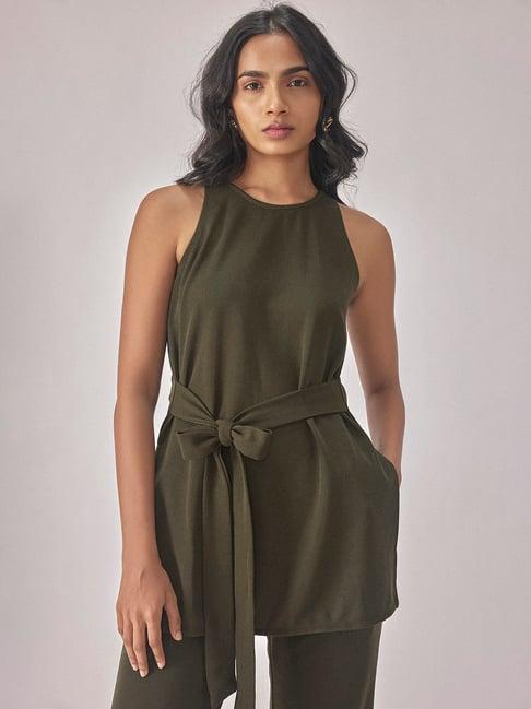 the label life olive top