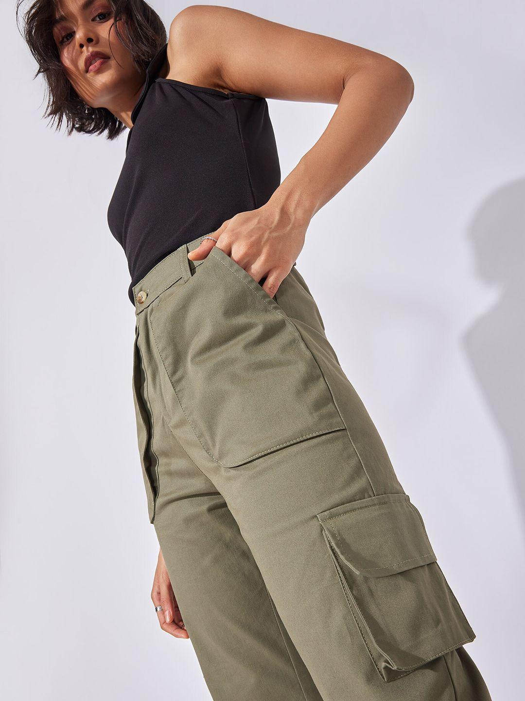 the label life women olive green solid cargos trousers