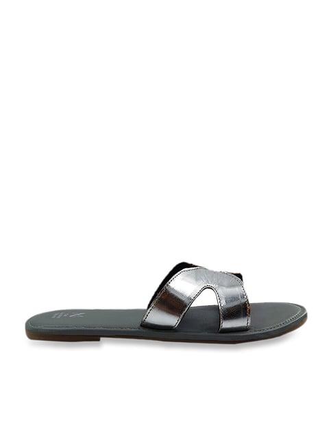 the madras trunk women's kayal silver casual sandals
