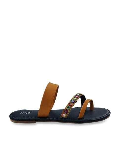 the madras trunk women's vaanavil yellow thong sandals