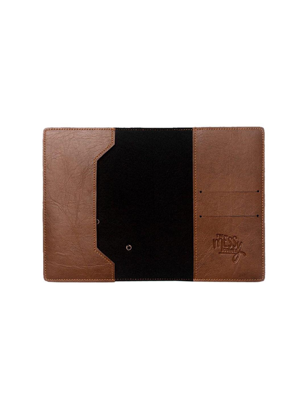 the messy corner textured leather passport cover