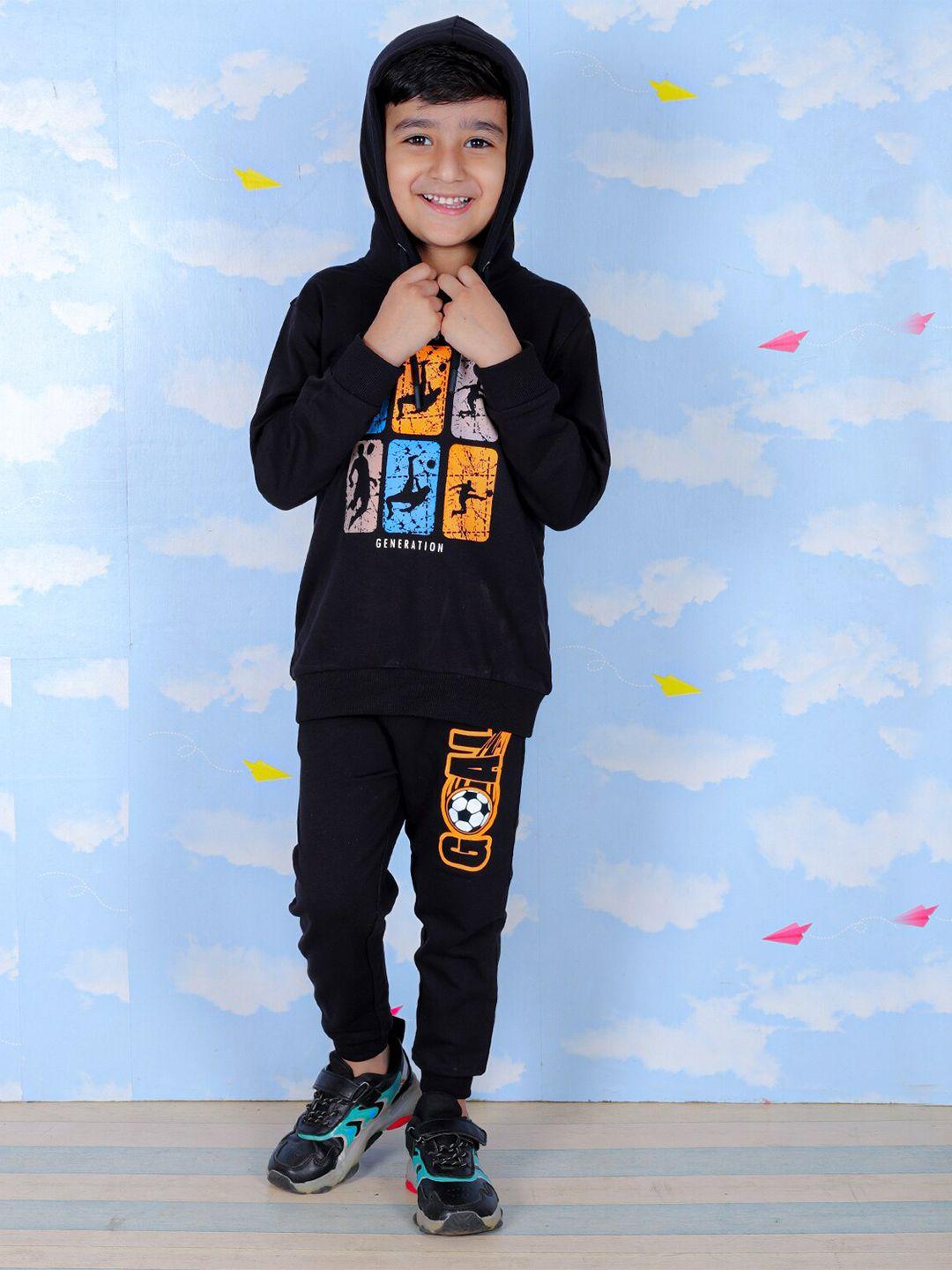 the mom store boys printed pure cotton t-shirt with trousers