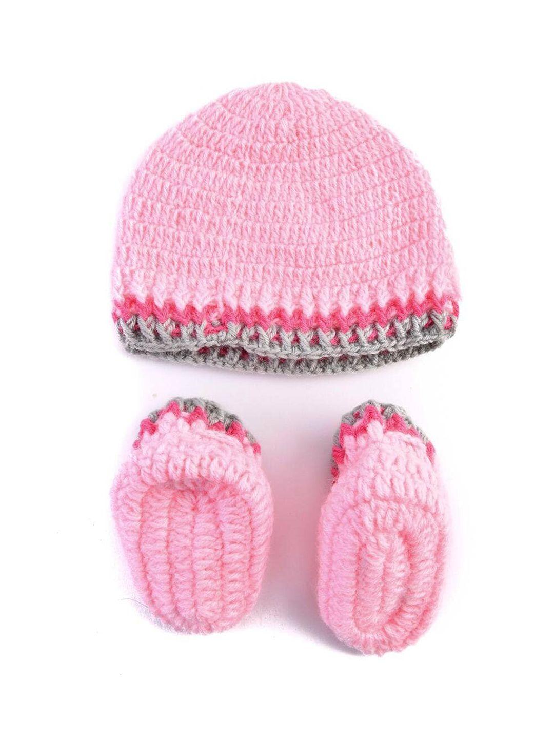 the original knit girls pink & grey cap with booties