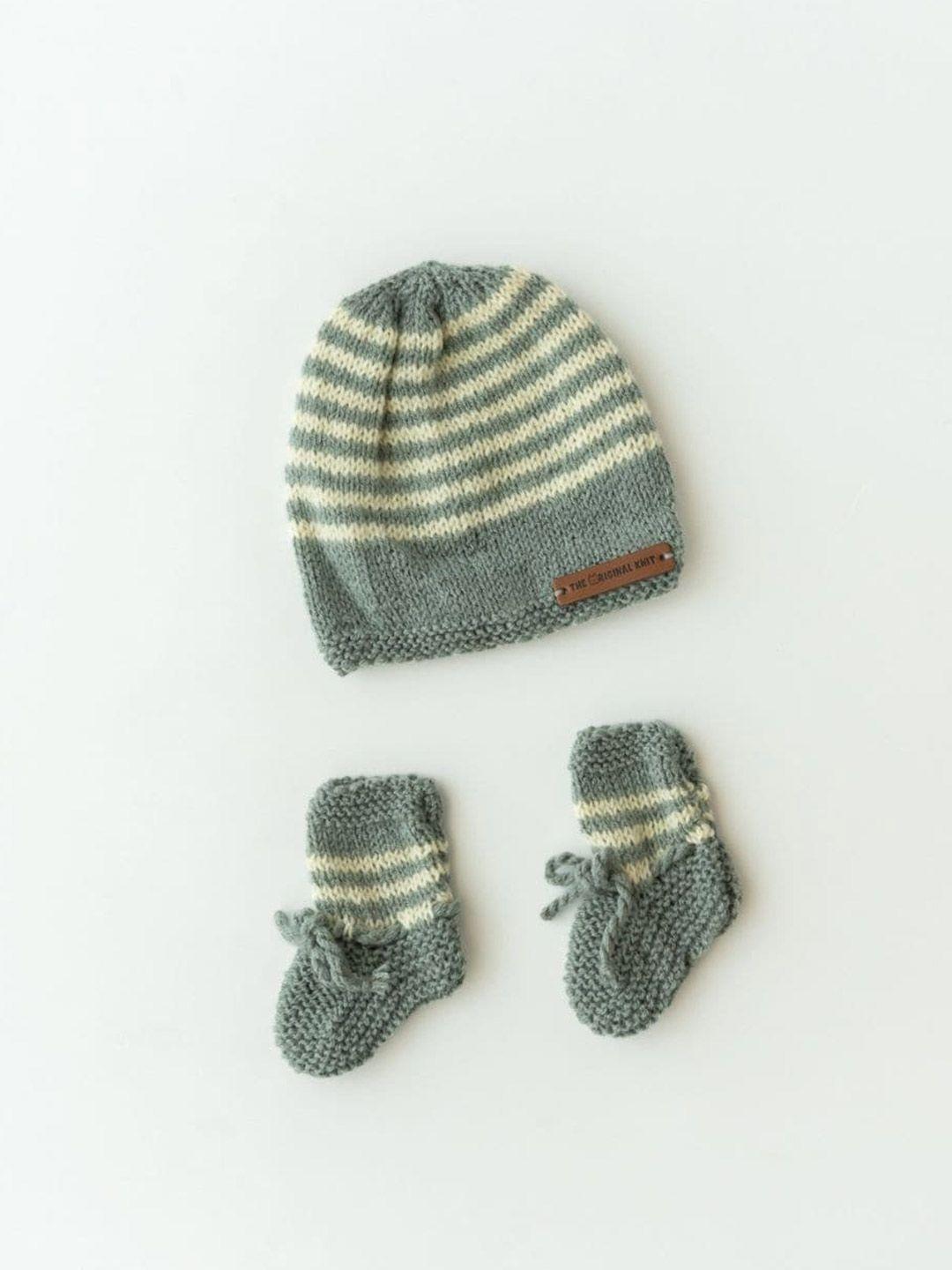 the original knit infants printed acrylic beanie with socks
