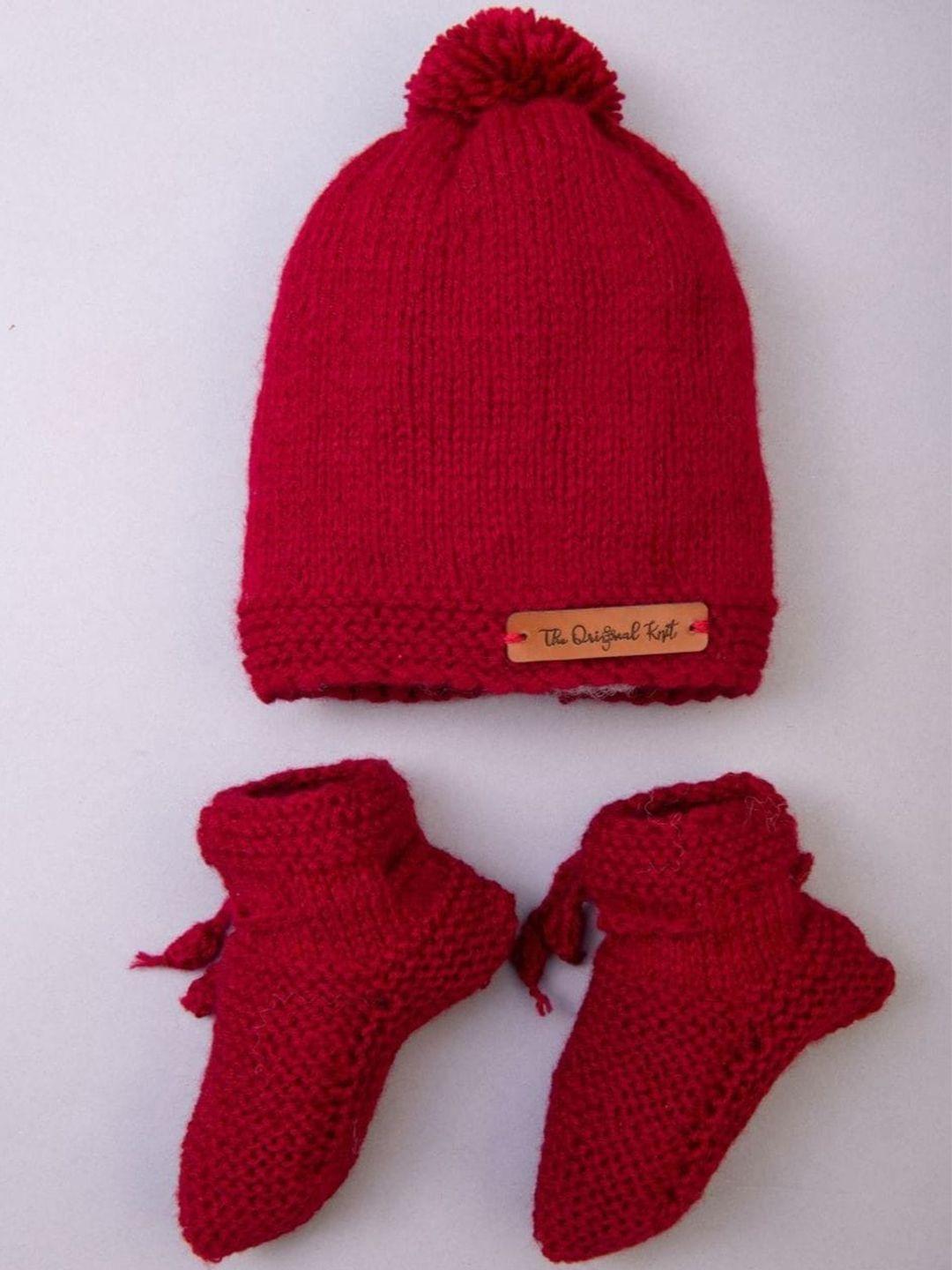 the original knit kids self design acrylic beanie cap with socks